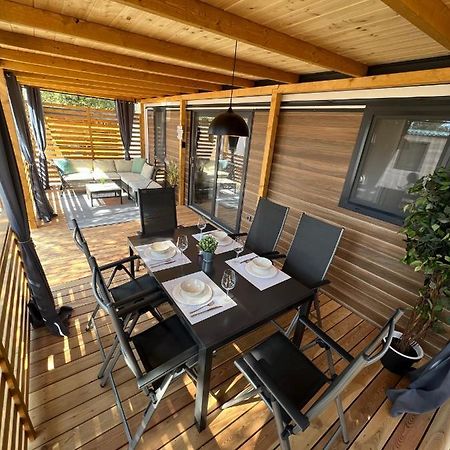 Mobile Home La Vida Биоград на Мору Екстериор снимка
