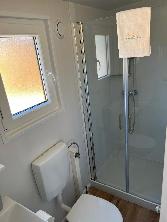Mobile Home La Vida Биоград на Мору Екстериор снимка