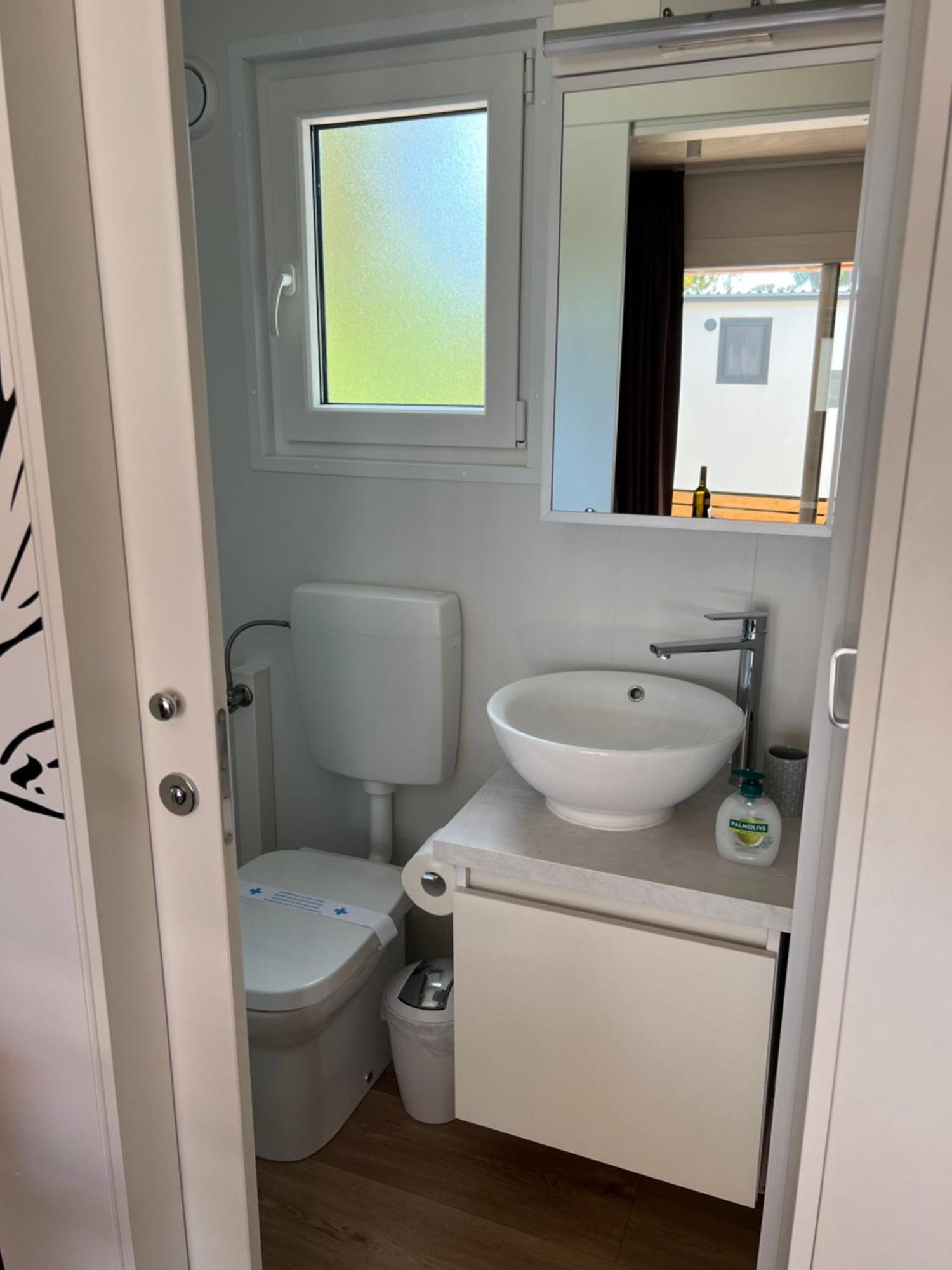 Mobile Home La Vida Биоград на Мору Екстериор снимка