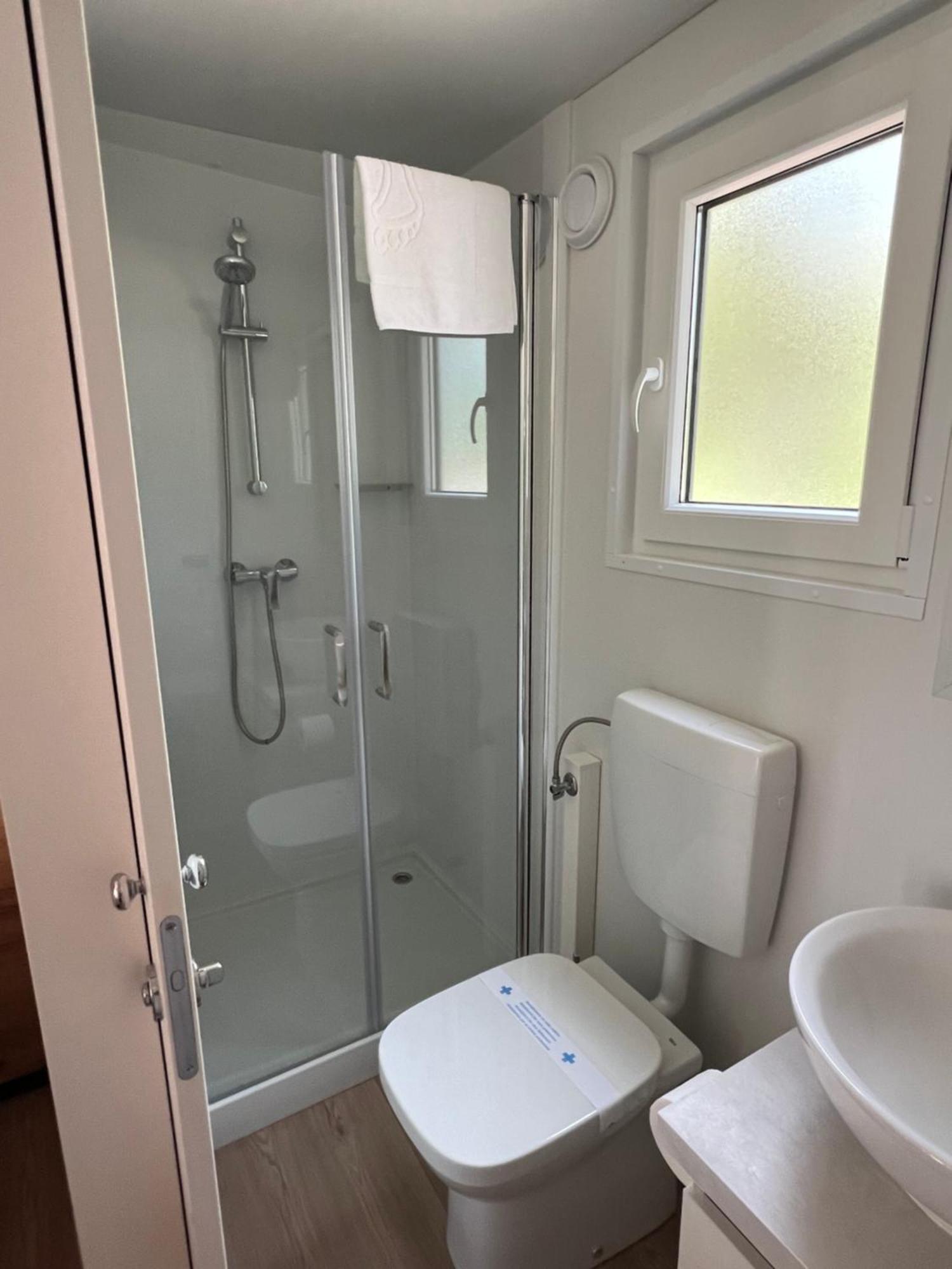 Mobile Home La Vida Биоград на Мору Екстериор снимка