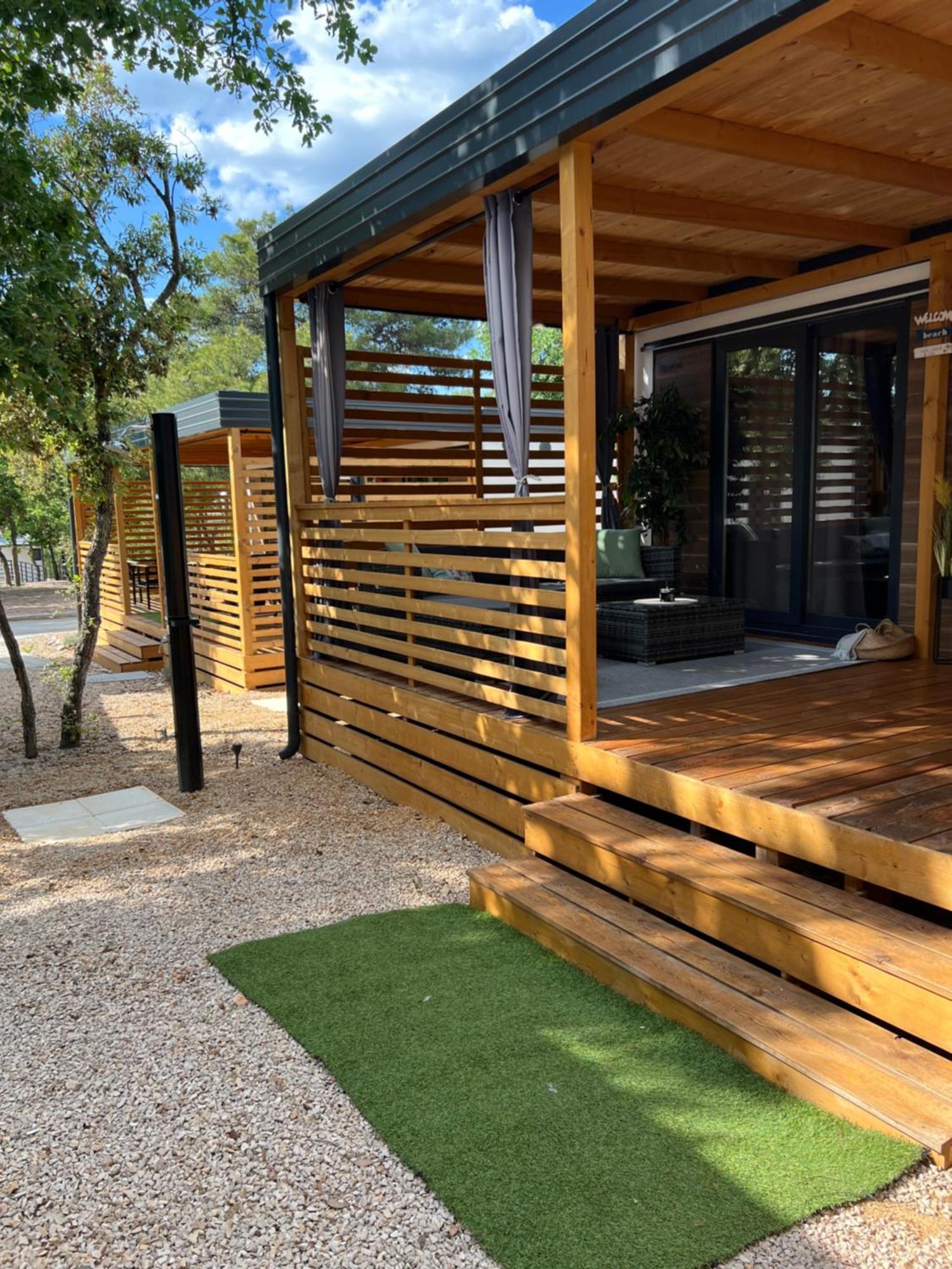 Mobile Home La Vida Биоград на Мору Екстериор снимка